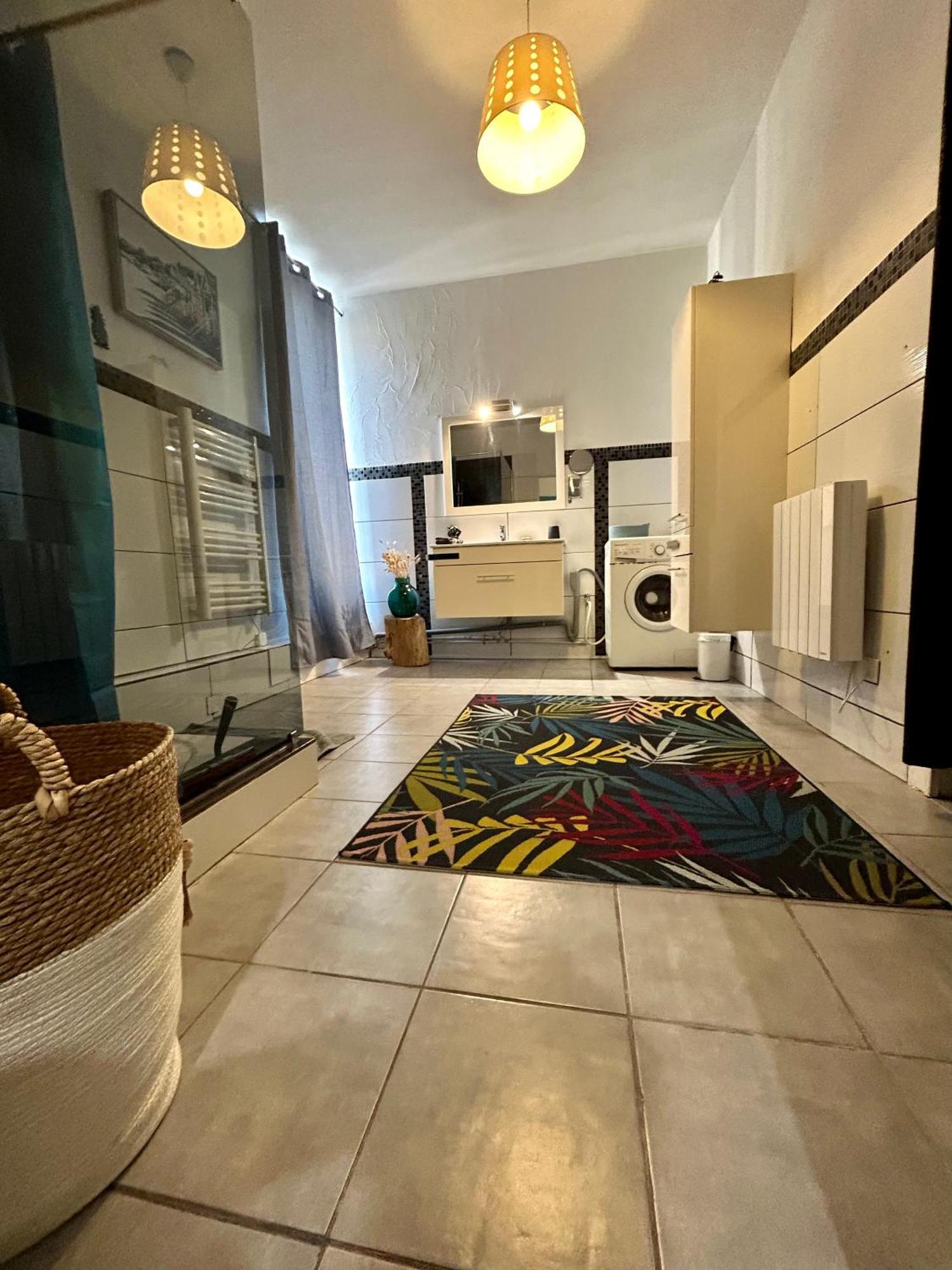 Le Cocon De Louise-Vieux Port Apartamento Marselha Exterior foto
